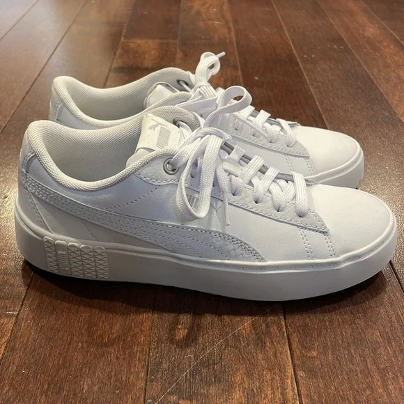 Womens White Puma Sneakers - Picture 4 of 6